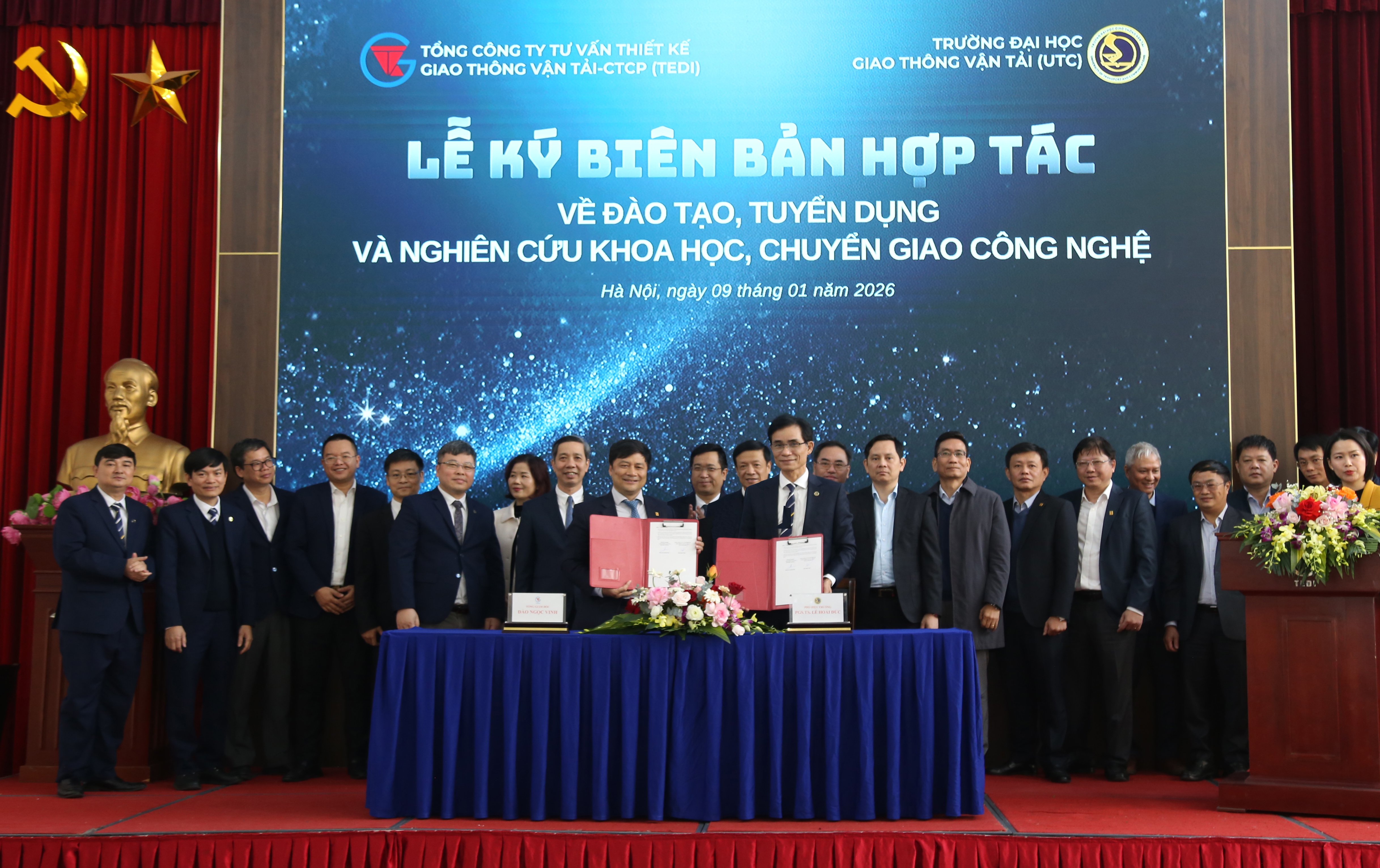 Lễ ký kết thỏa thuận hợp tác giữa Trường Đại học Giao thông vận tải và TEDI 