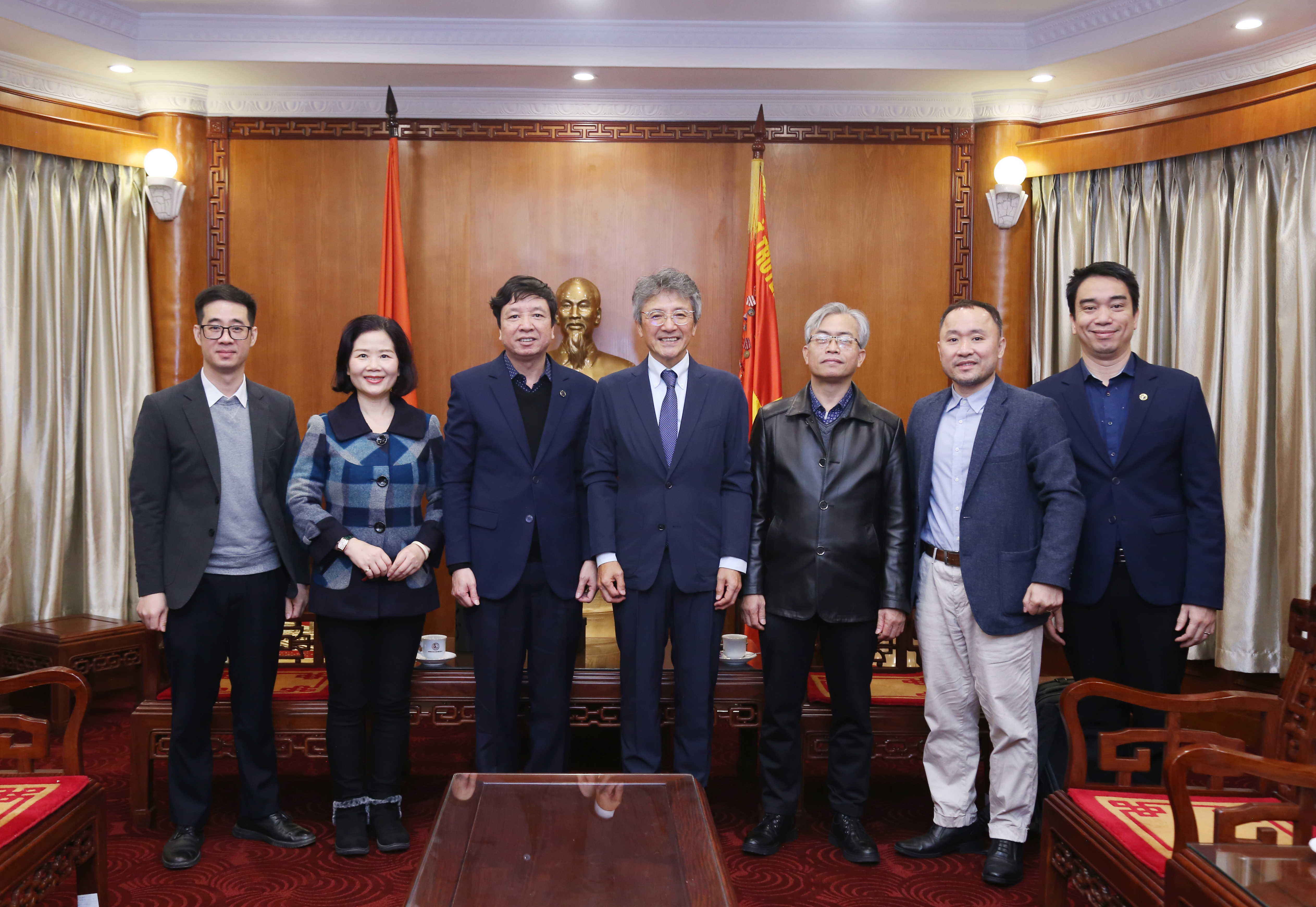 Trường Đại học Giao thông vận tải làm việc với Giáo sư Akimasa Fujiwara