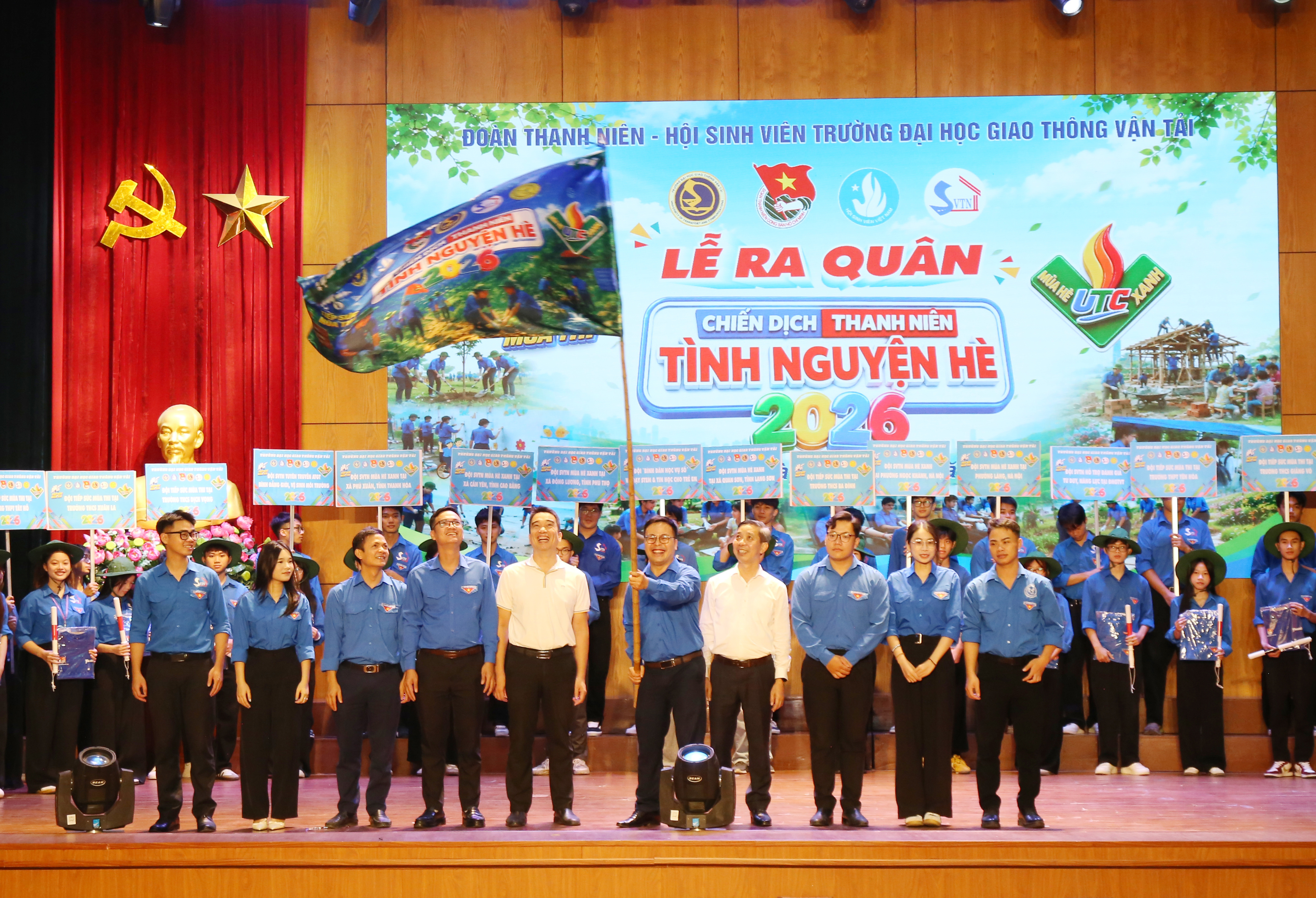 Tuổi trẻ Trường Đại học GTVT ra quân Chiến dịch Thanh niên tình nguyện Hè 2026