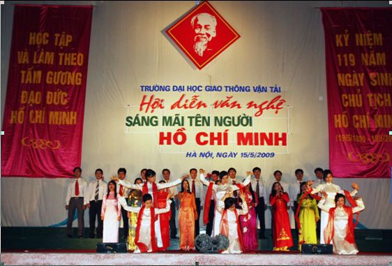 Lễ Bế giảng và trao bằng tốt nghiệp cho sinh viên năm học 2011 - 2012