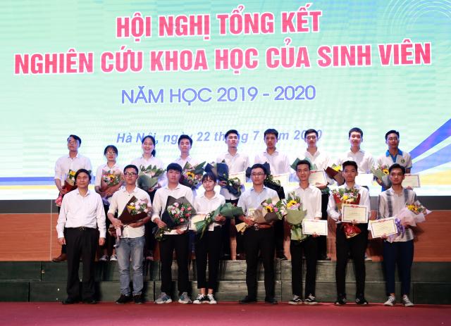 Hội nghị Tổng kết nghiên cứu khoa học của sinh viên, năm học 2019 - 2020